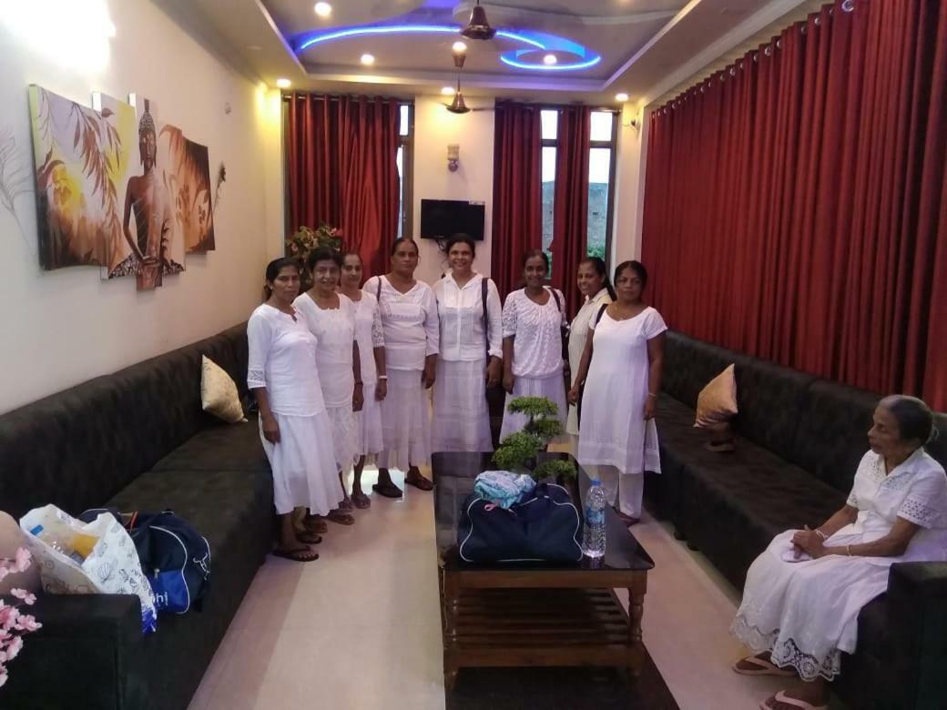 Hotel The Ideal Kushinagar 外观 照片